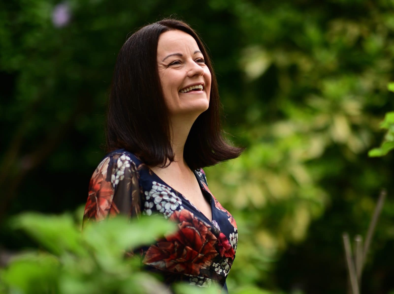 Yvonne Bereuter im Garten